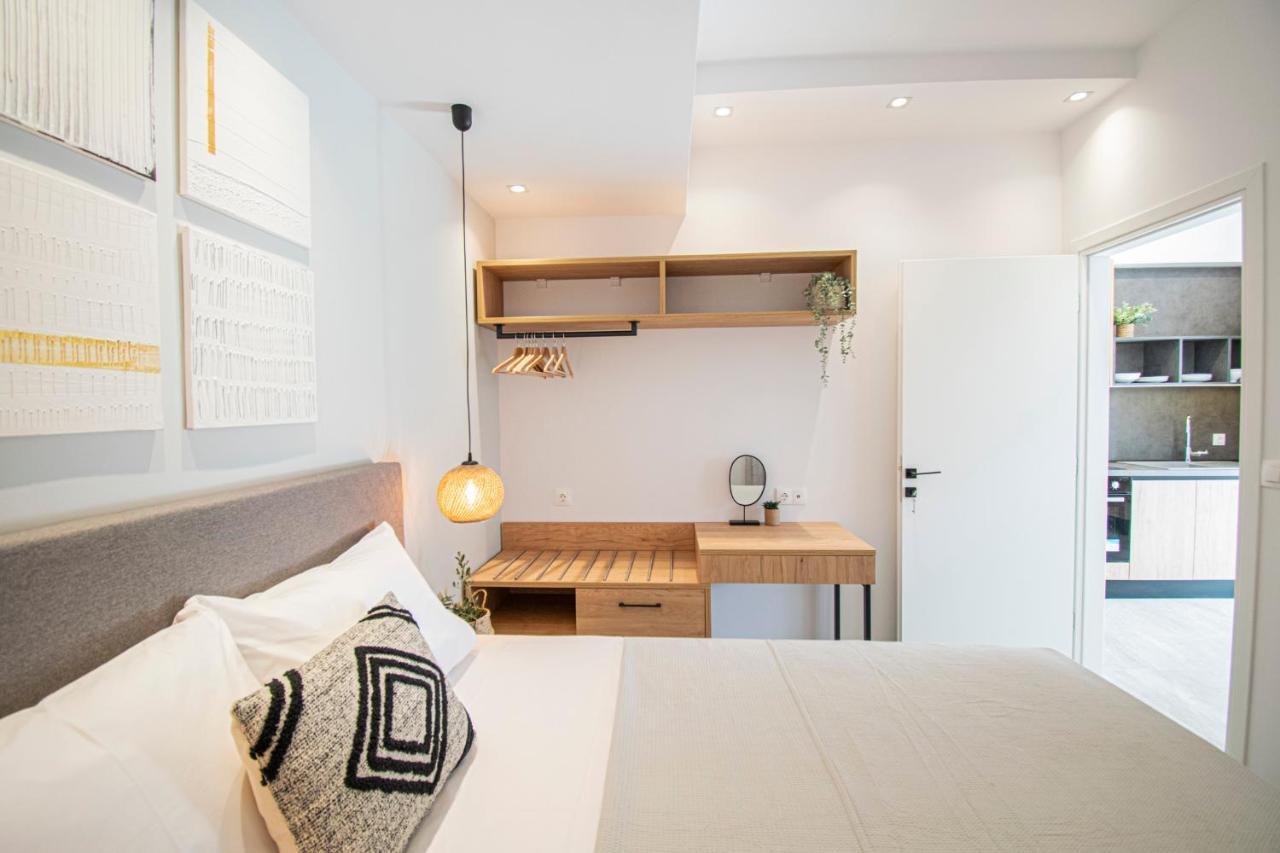 Coel Luxury Suites By Rentalspro Services - Potidea Halkidiki Nea Poteidaia Exterior photo