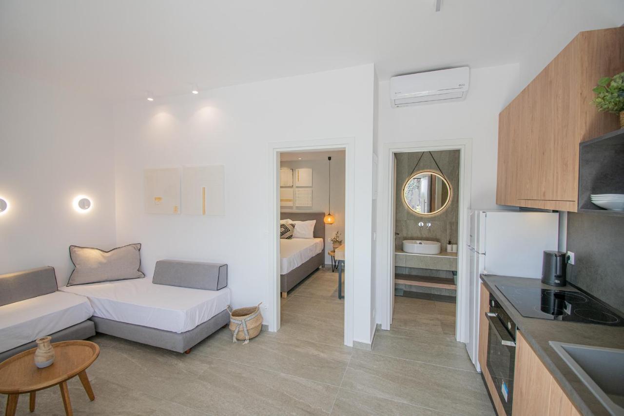 Coel Luxury Suites By Rentalspro Services - Potidea Halkidiki Nea Poteidaia Exterior photo