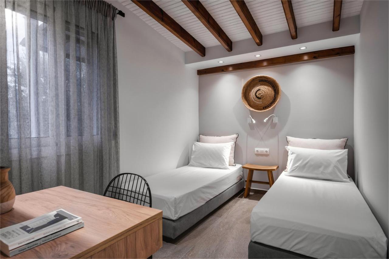 Coel Luxury Suites By Rentalspro Services - Potidea Halkidiki Nea Poteidaia Exterior photo