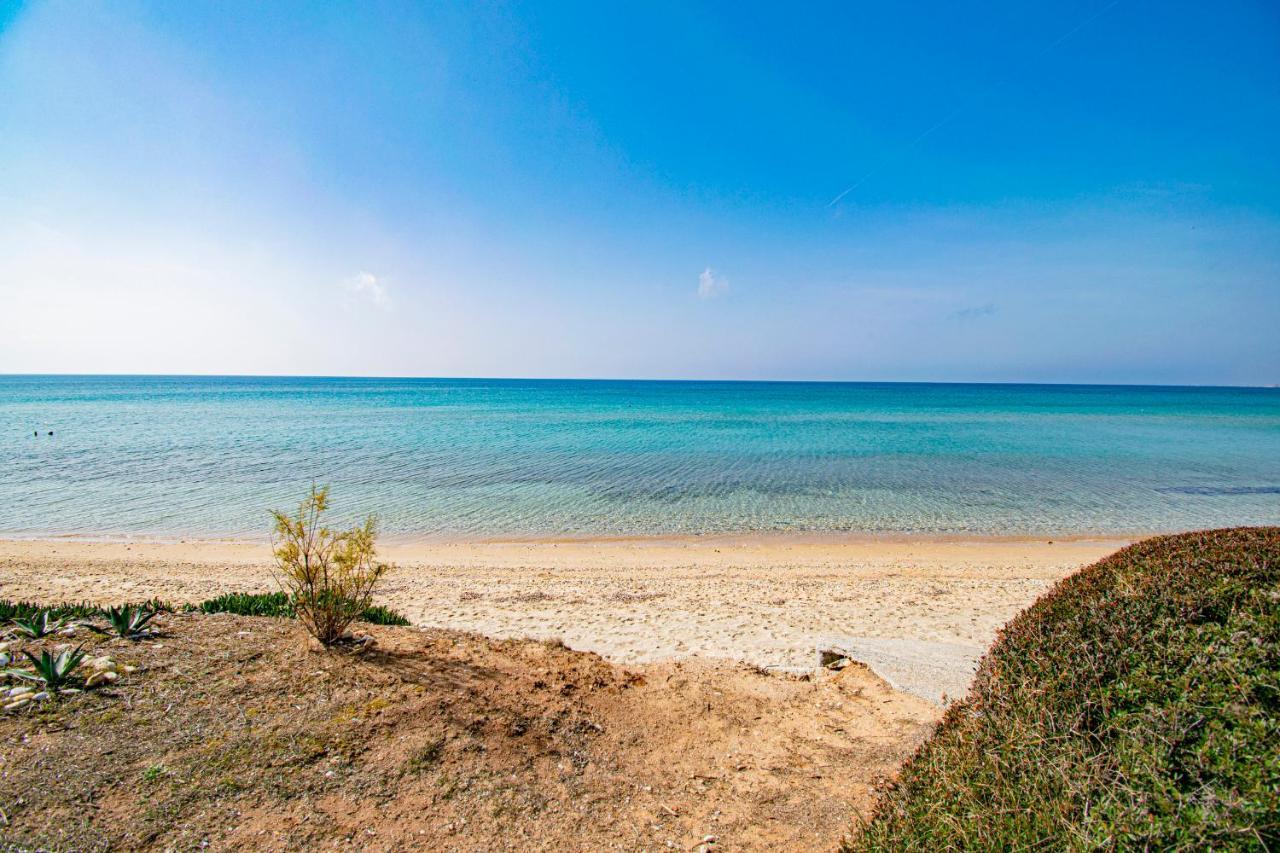 Coel Luxury Suites By Rentalspro Services - Potidea Halkidiki Nea Poteidaia Exterior photo