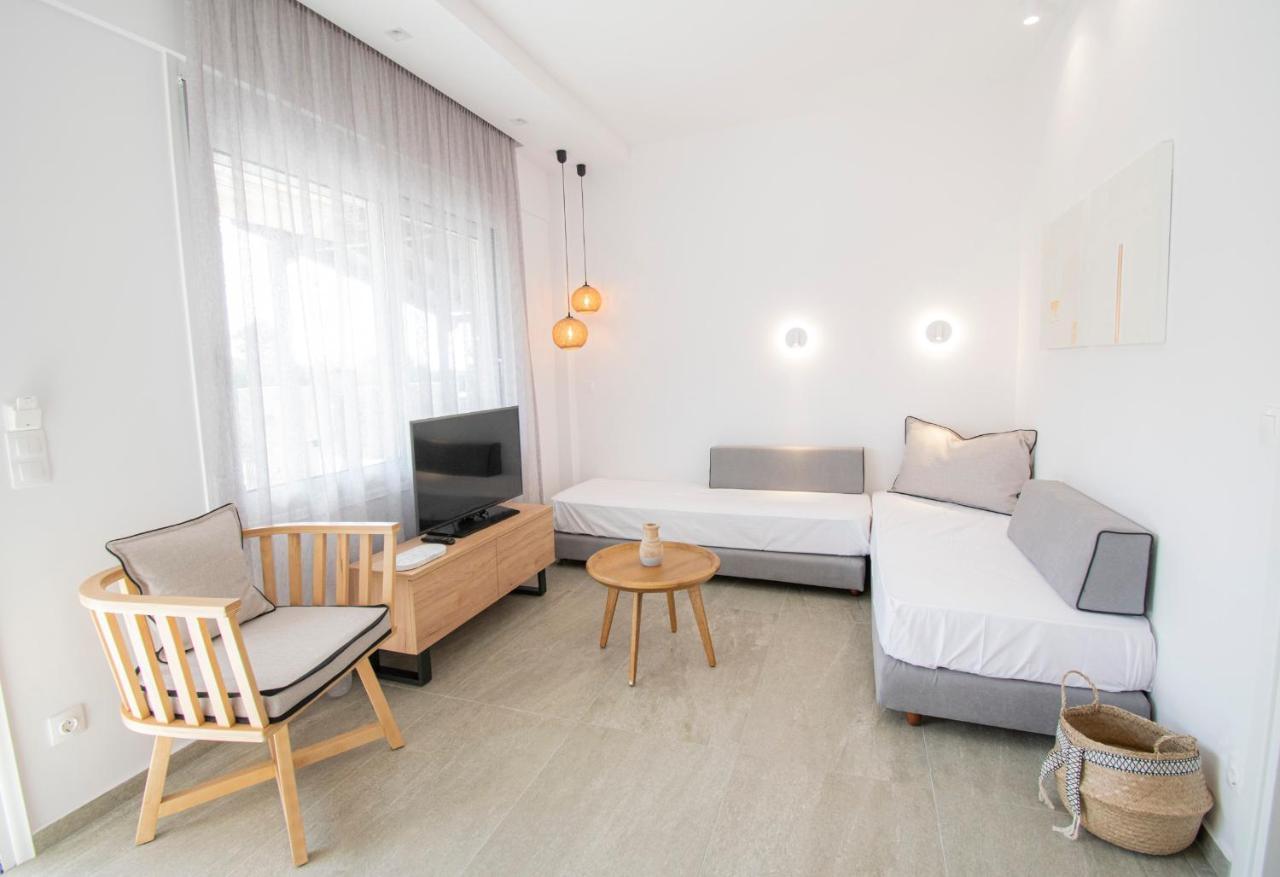 Coel Luxury Suites By Rentalspro Services - Potidea Halkidiki Nea Poteidaia Exterior photo