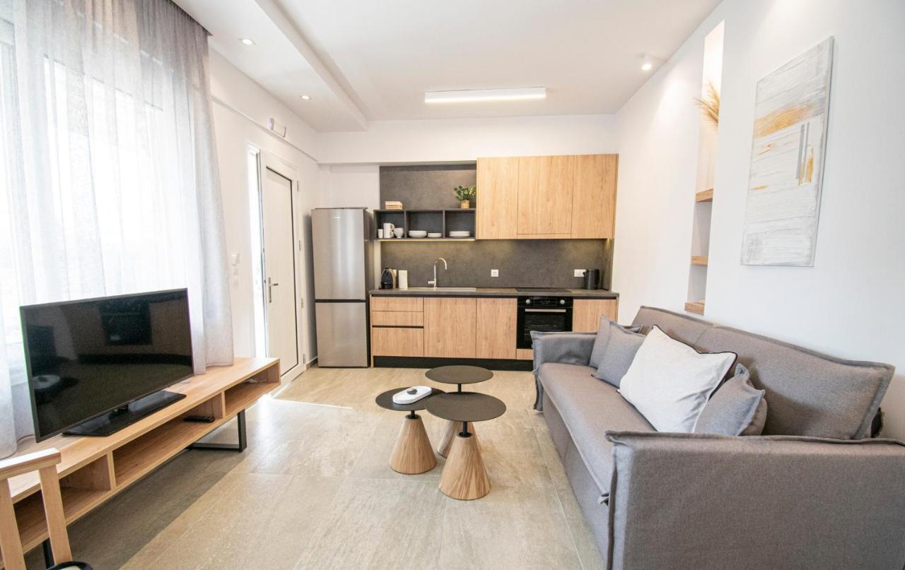 Coel Luxury Suites By Rentalspro Services - Potidea Halkidiki Nea Poteidaia Exterior photo
