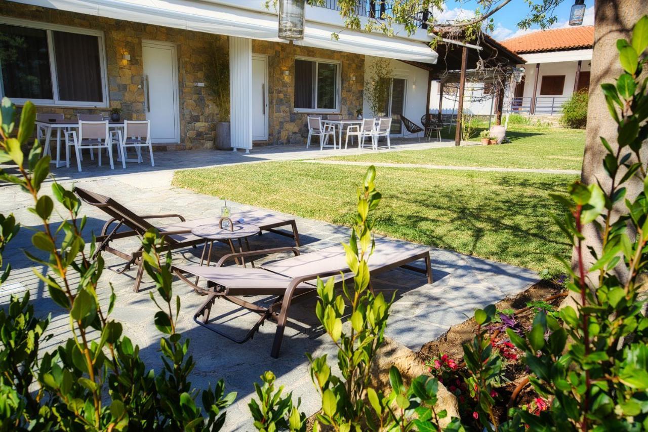 Coel Luxury Suites By Rentalspro Services - Potidea Halkidiki Nea Poteidaia Exterior photo